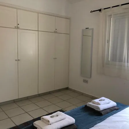 דירה Bright 2 Bed, Pool Facing In Limnaria Gardens Paphos