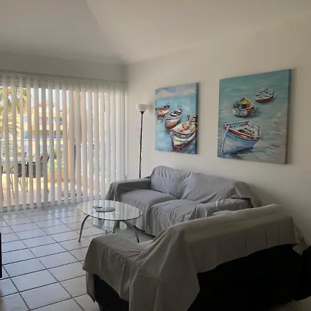 דירה Bright 2 Bed, Pool Facing In Limnaria Gardens *